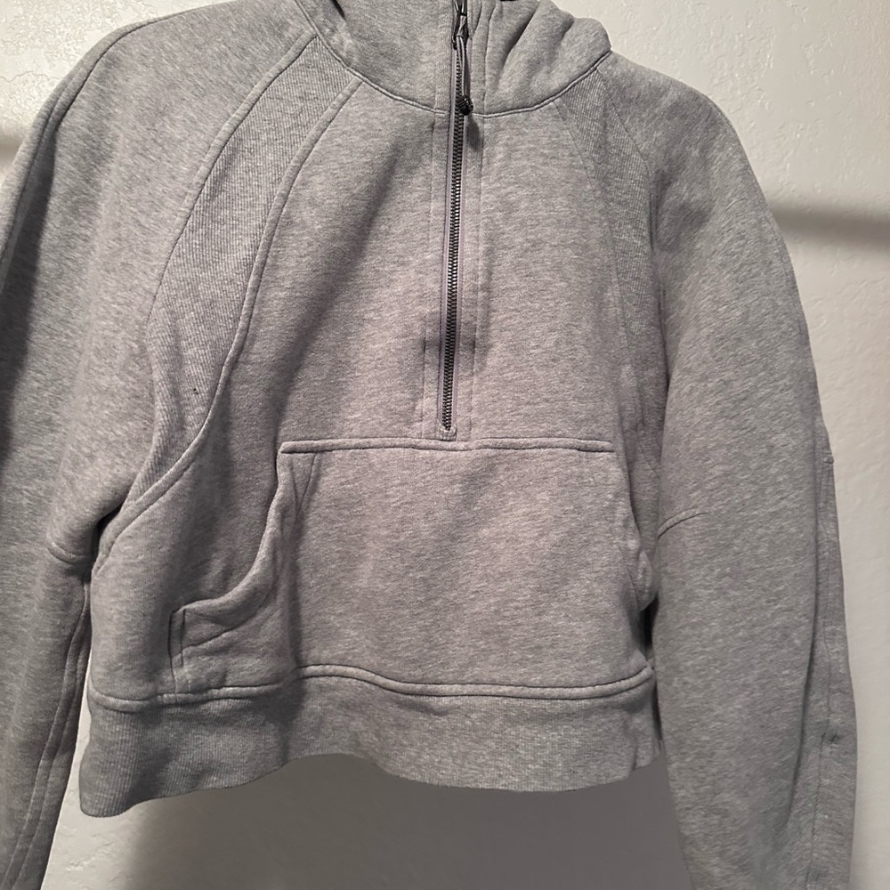 Lululemon Scuba Cropped Hoodie